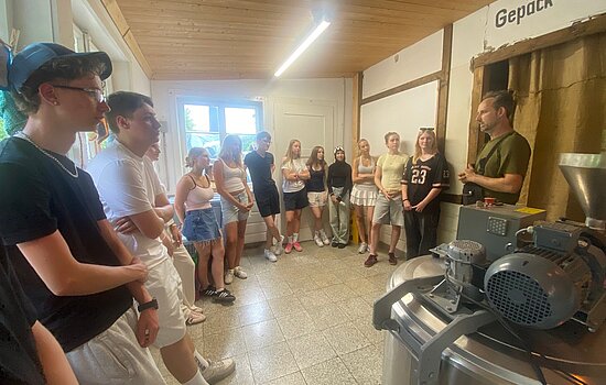 Wirtschaft hautnah - Besuch bei den Ölfreunde
